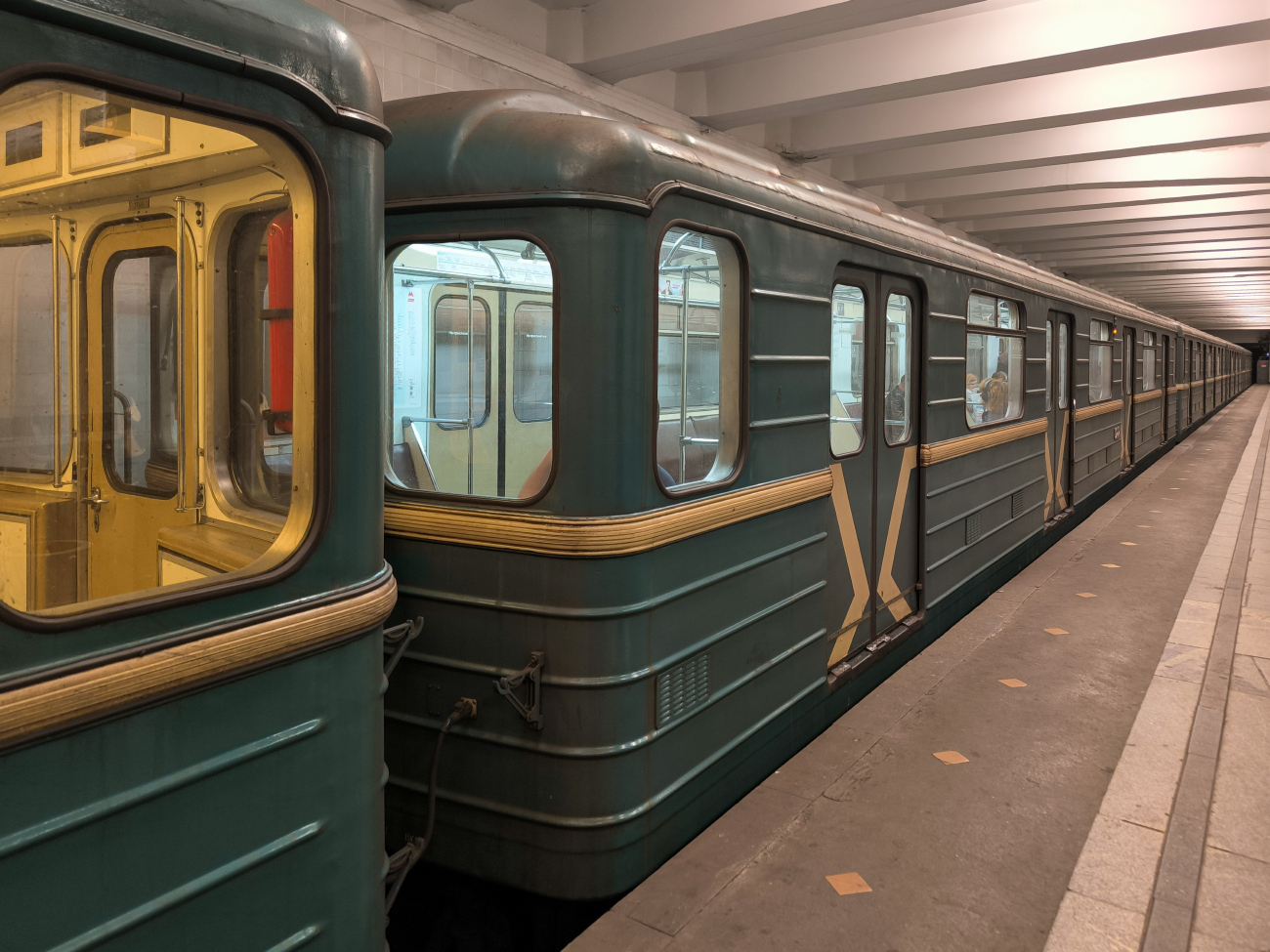 Москва, 81-714.5 (ЛВЗ/ВМ) № 8212