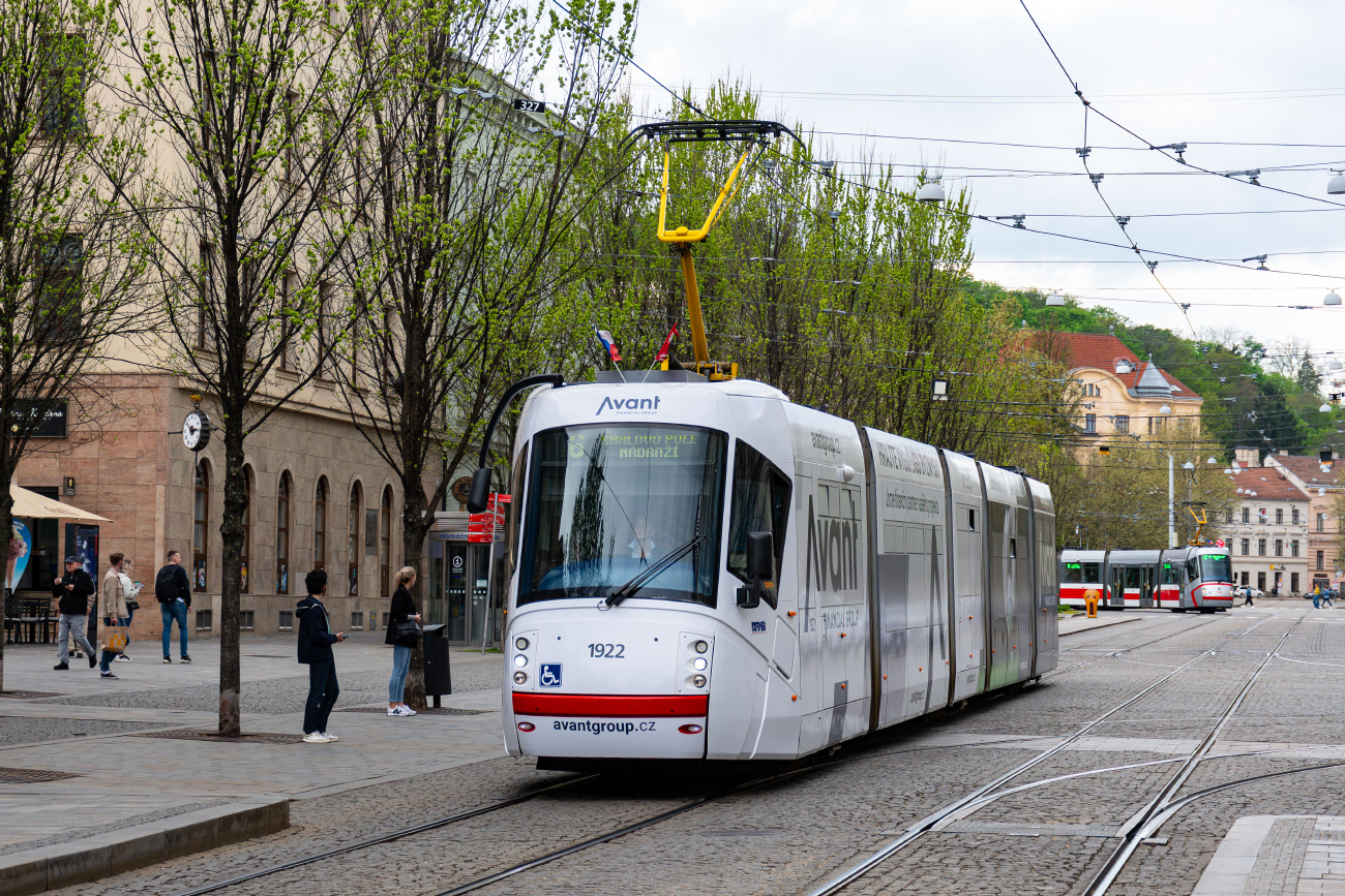 Брно, Škoda 13T Elektra № 1922