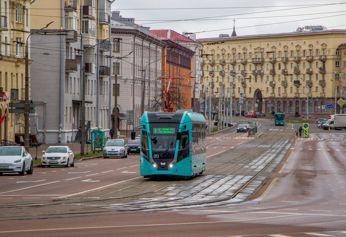 Минск, БКМ Т811 № 013
