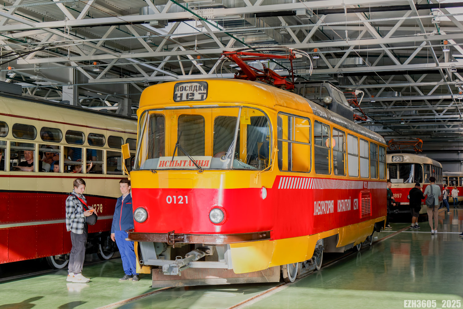 Москва, Tatra T3SU (двухдверная) № 0121; Москва — Празднование 126-летия Московского трамвая (репетиция парада 02.04.2025, парад и выставка трамваев 19.04.2025)