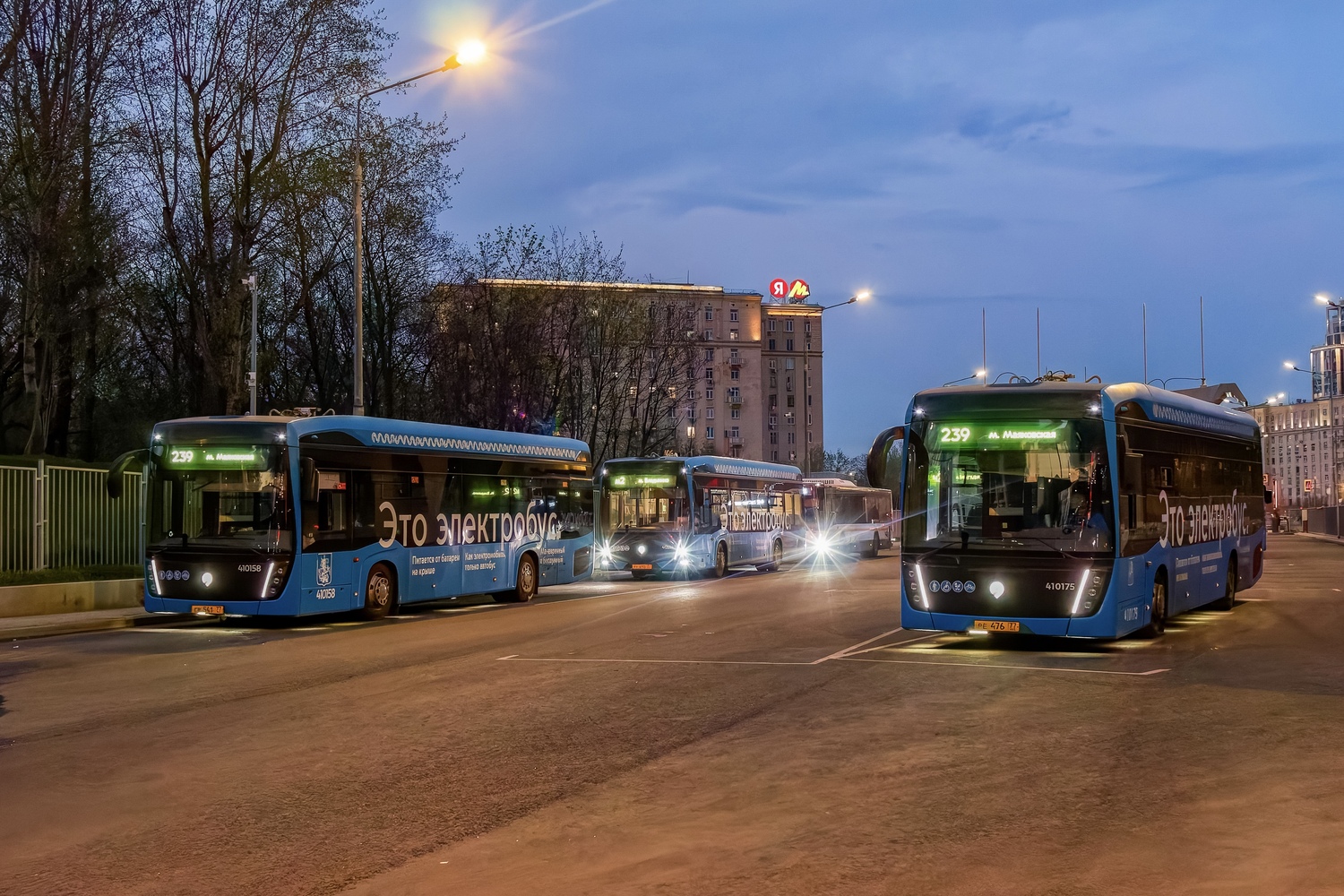 Moskva, KAMAZ-6282 Br. 410158; Moskva, KAMAZ-6282 Br. 410175 Moskva, KAMAZ-6282 Br. 410158; Moskva, KAMAZ-6282 Br. 410175