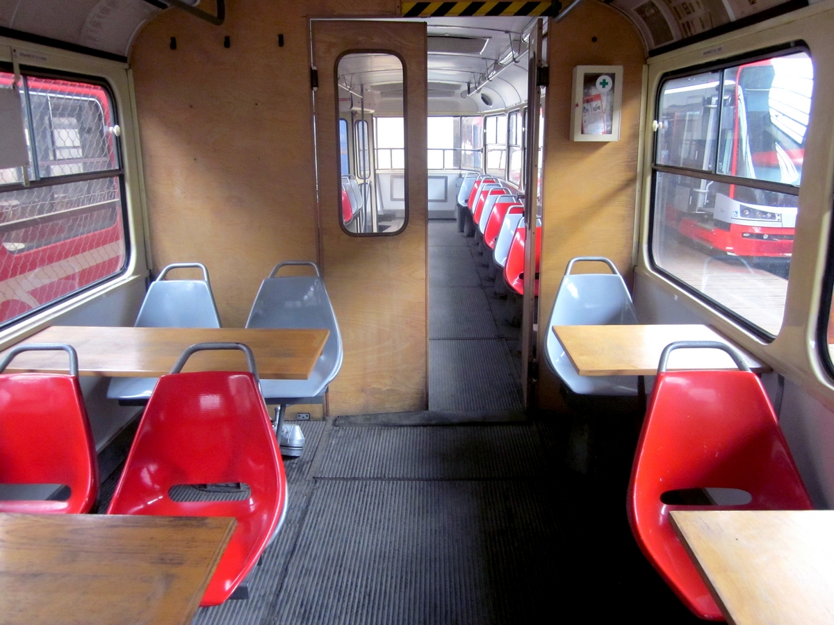 Прага, Tatra T3 № 5502