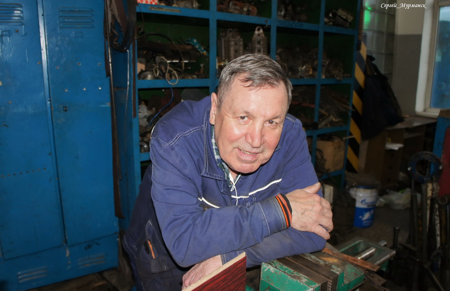 Electric transport employees