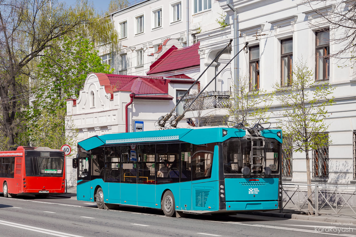 Казань, МАЗ-303Т22 № 2013