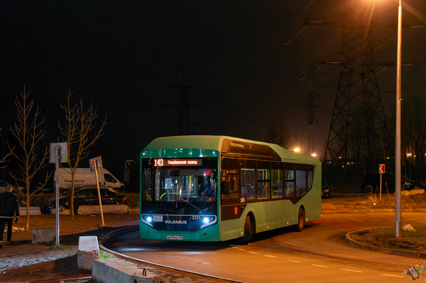 Saint-Pétersbourg, Volgabus-5270.E0 N°. 2375 Saint-Pétersbourg, Volgabus-5270.E0 N°. 2375