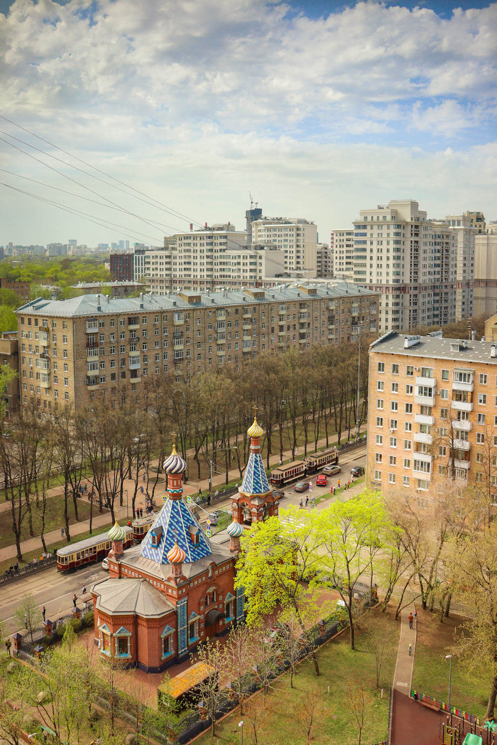 Москва — Виды с высоты; Москва — Празднование 126-летия Московского трамвая (репетиция парада 02.04.2025, парад и выставка трамваев 19.04.2025); Москва — Трамвайные линии: ЦАО