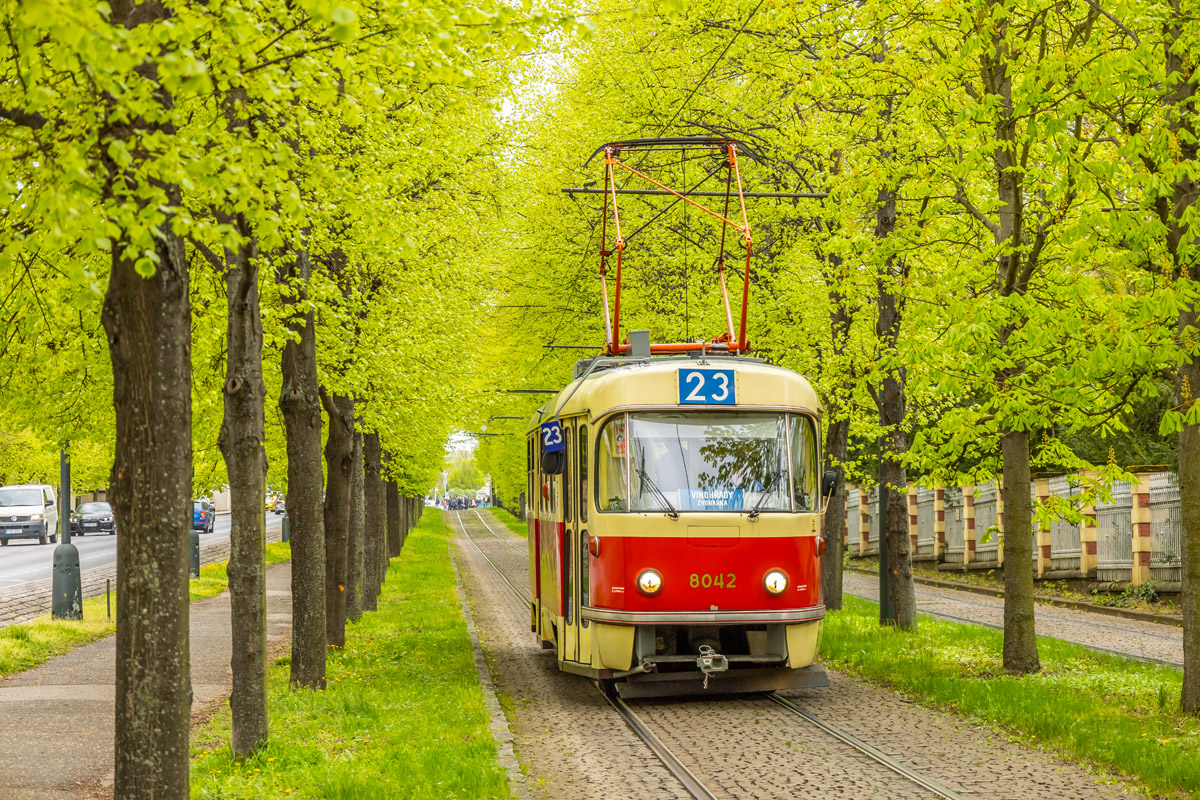 Прага, Tatra T3M № 8042