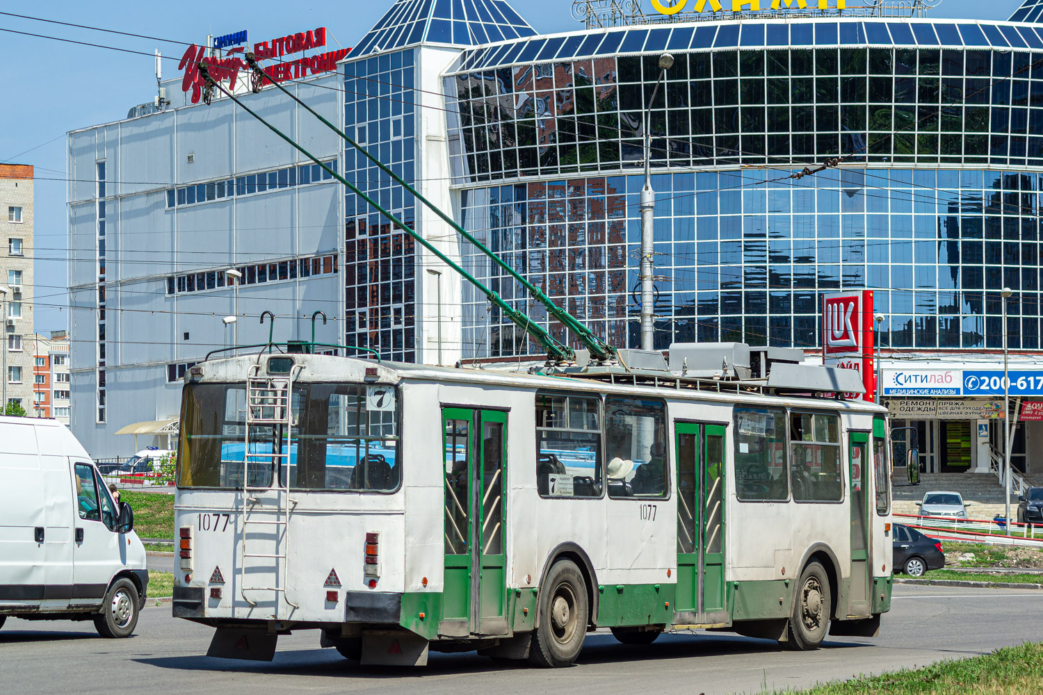 Пенза, ВЗТМ-5284 № 1077