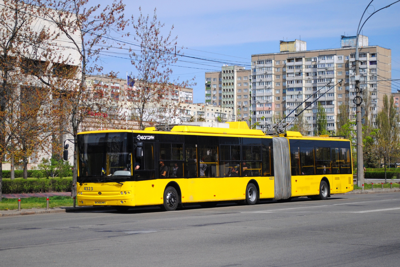Киев, Богдан Т90110 № 4323