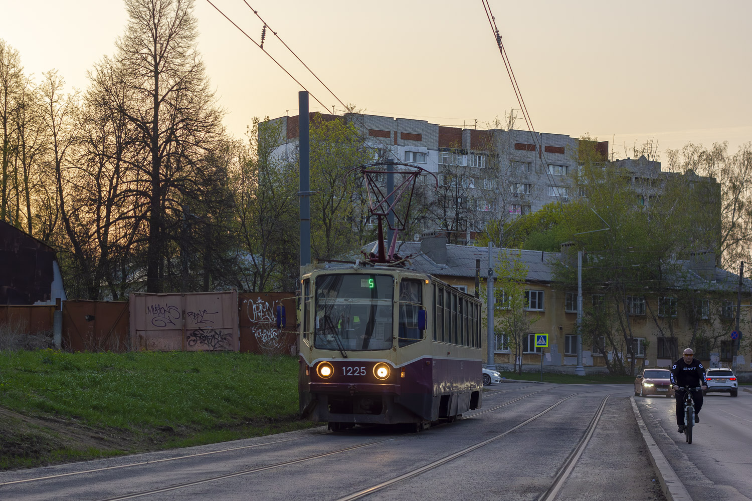 Нижний Новгород, 71-608КМ № 1225