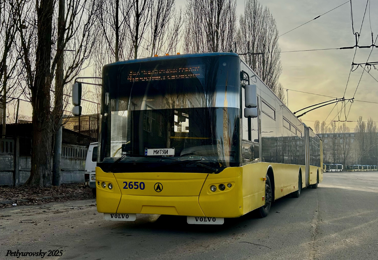 Киев, ЛАЗ E301D1 № 2650