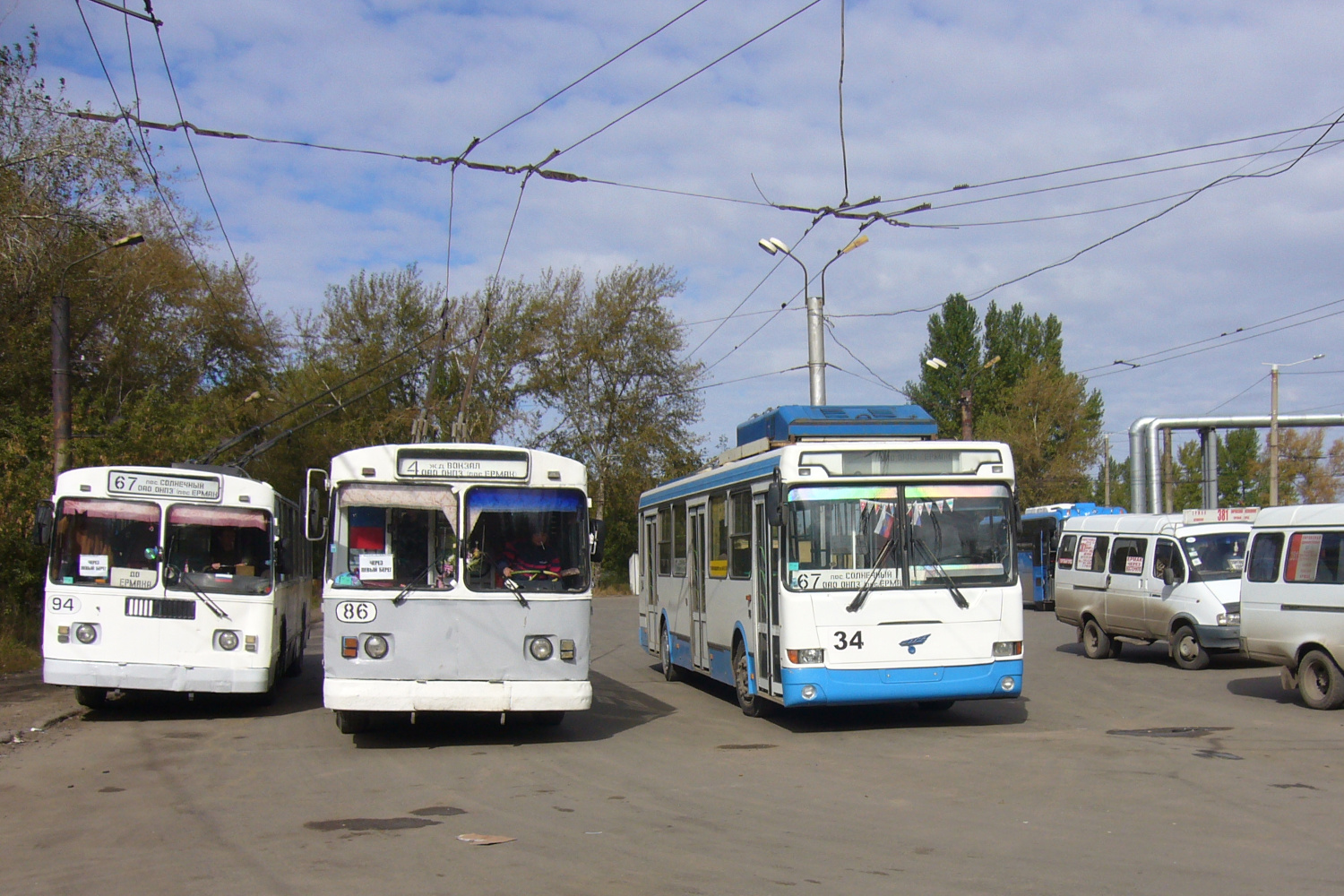 Omsk, ZiU-682V-012 [V0A] Nr 86; Omsk, MTrZ-5279-0000012 Nr 34