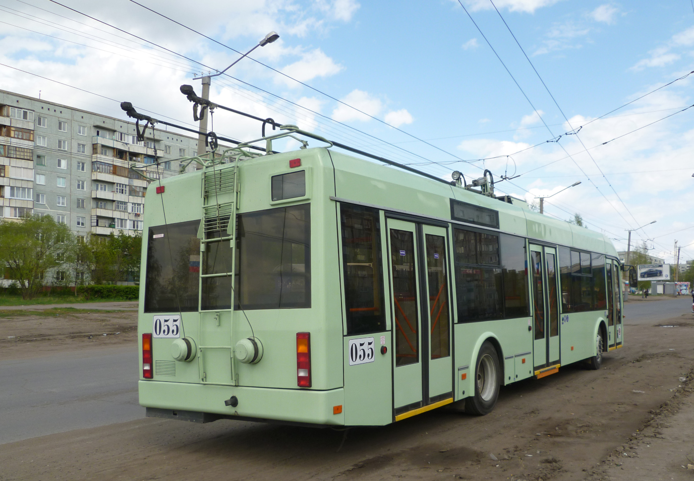 Омск, БКМ 32102 № 055