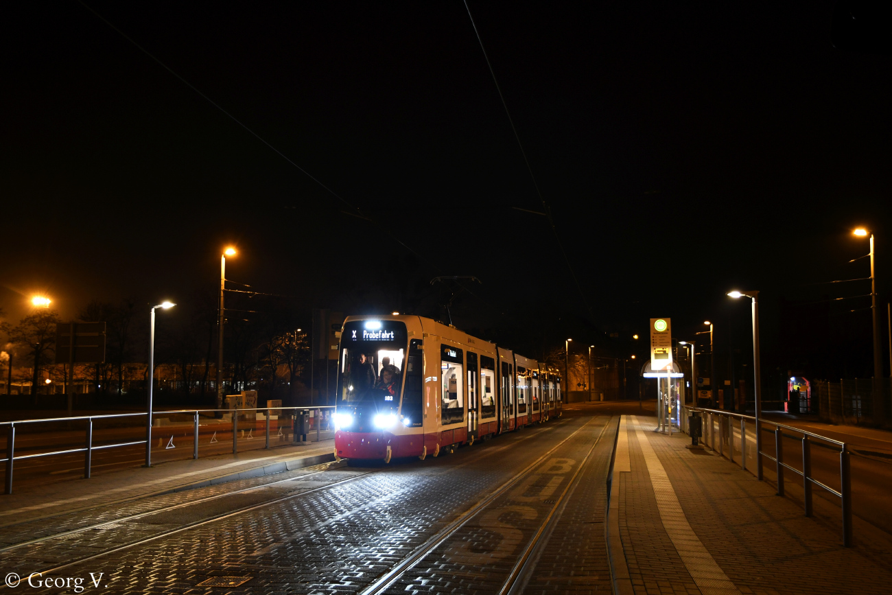 Галле, Stadler Tina MGT-XL № 851
