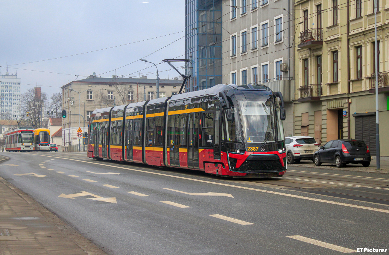 Лодзь, Modertrans Moderus Gamma LF 06 AC № 2387 Лодзь, Modertrans Moderus Gamma LF 06 AC № 2387