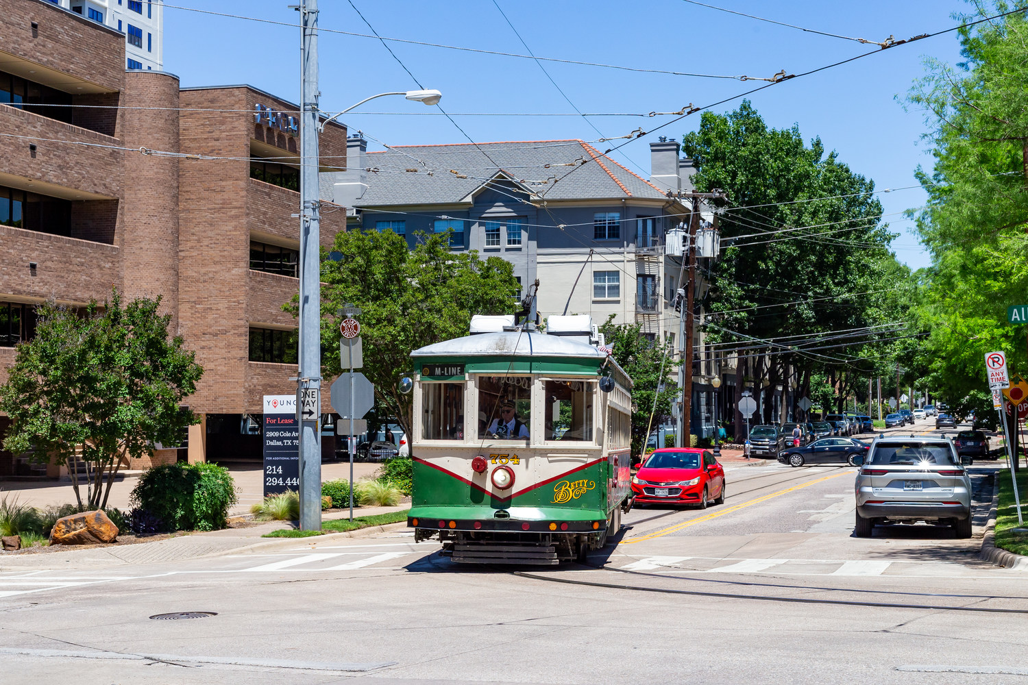 Даллас, Четырёхосный моторный вагон № 754