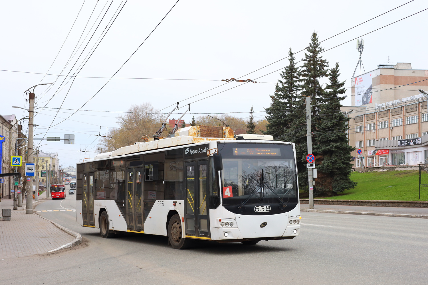 Киров, ВМЗ-5298.01 «Авангард» № 638