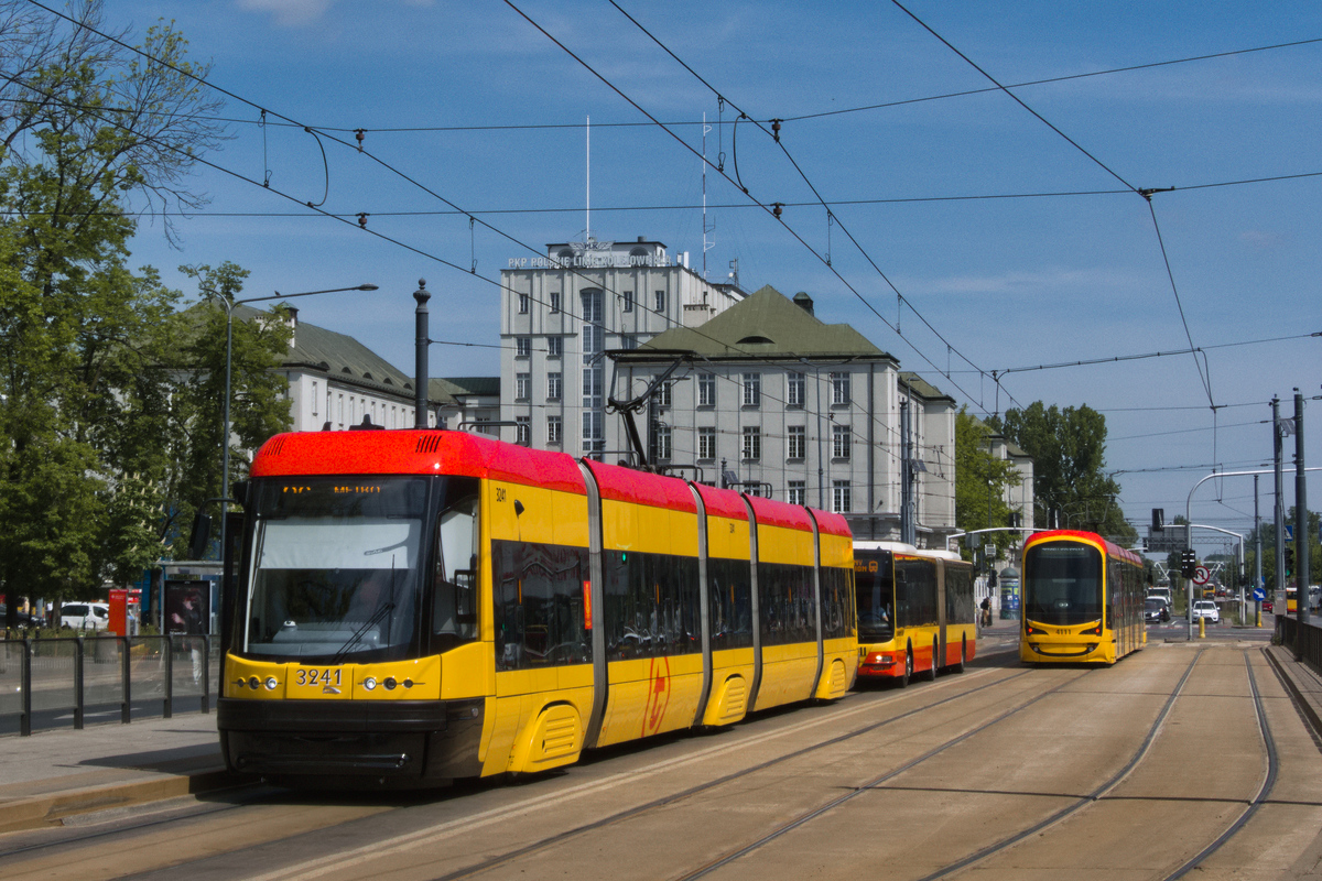 Варшава, PESA Swing 120Na № 3241