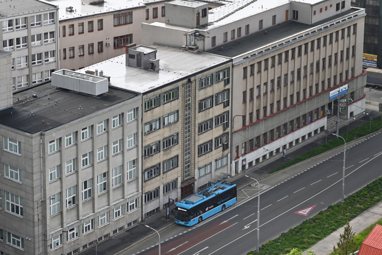 Острава — Виды с Новой ратуши; Острава — Троллейбусные линии и инфраструктура