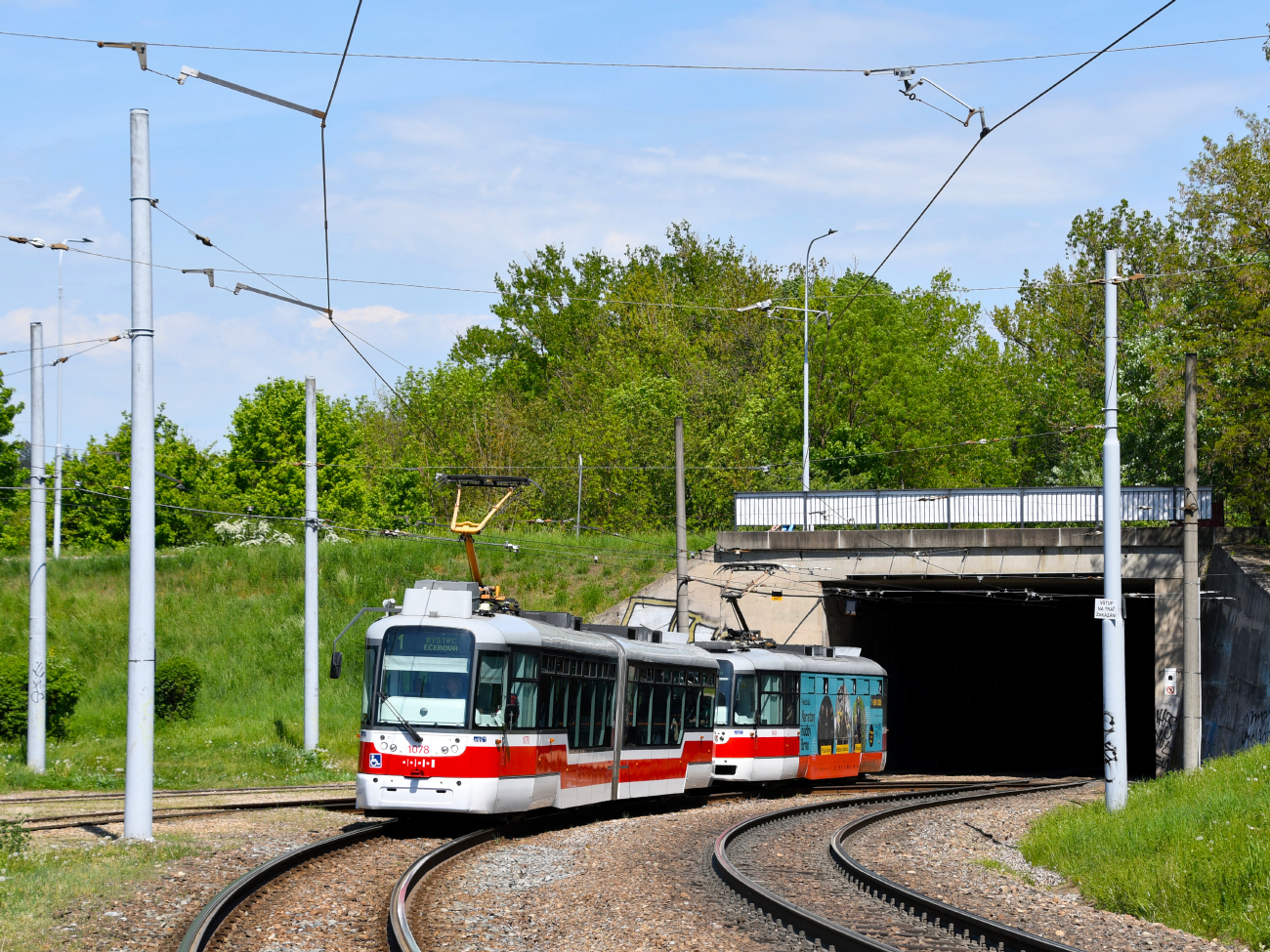 Brno, Vario LF2R.E — 1078