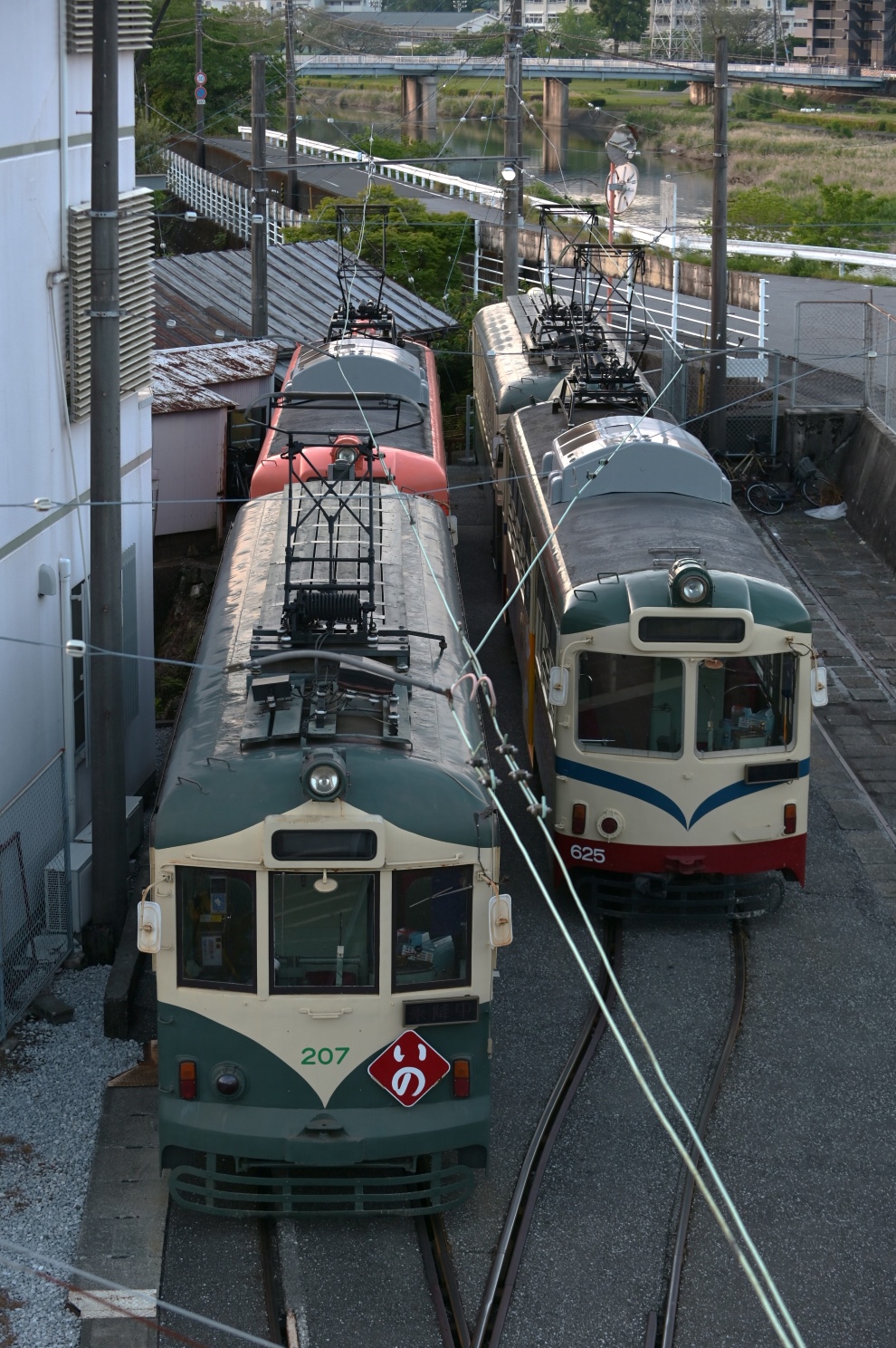 Коти, Hitachi № 207; Коти, Naniwa Kōki № 625