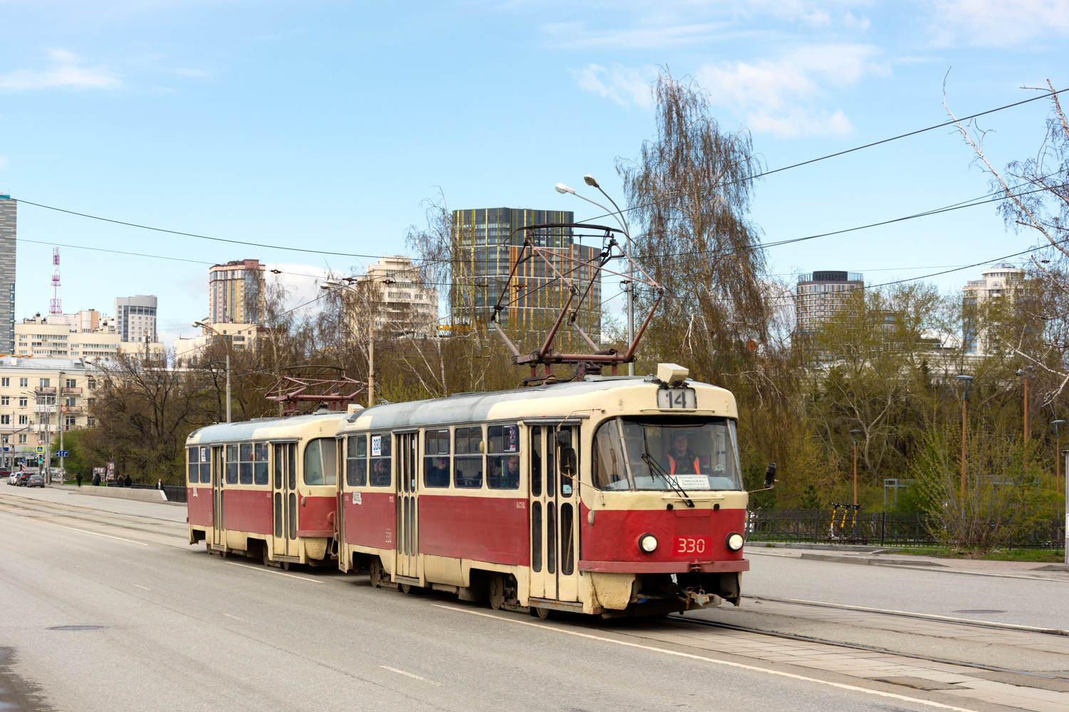 Екатеринбург, Tatra T3SU № 330