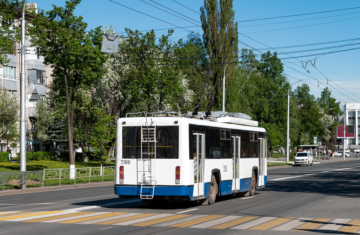 Ufa, BTZ-52767A № 2100