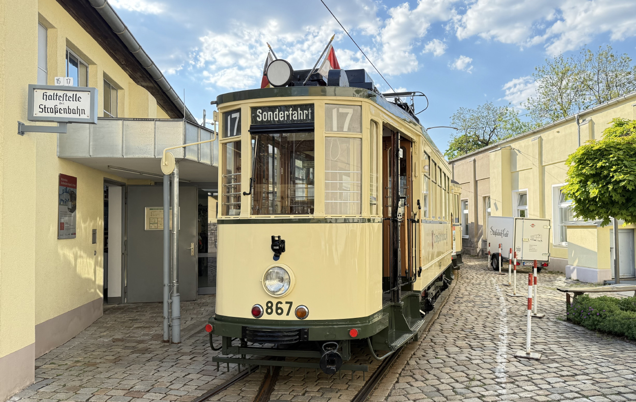 Nürnberg, MAN 2-axle motor car — 867; Nürnberg, MAN 2-axle trailer car — 1252 Nürnberg, MAN 2-axle motor car — 867; Nürnberg, MAN 2-axle trailer car — 1252