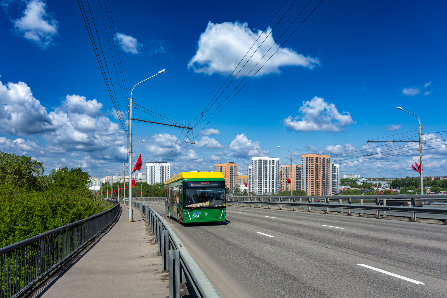 Пенза, УТТЗ-6241.01 «Горожанин» № 2384