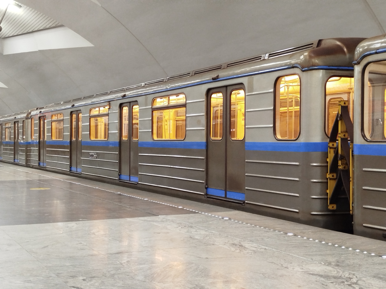 Москва, 81-714.6 № 20055