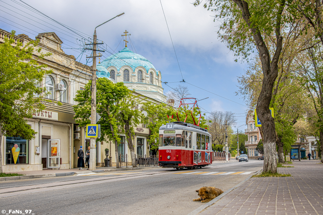 Євпаторія, Gotha T57 № 012; Транспорт и животные