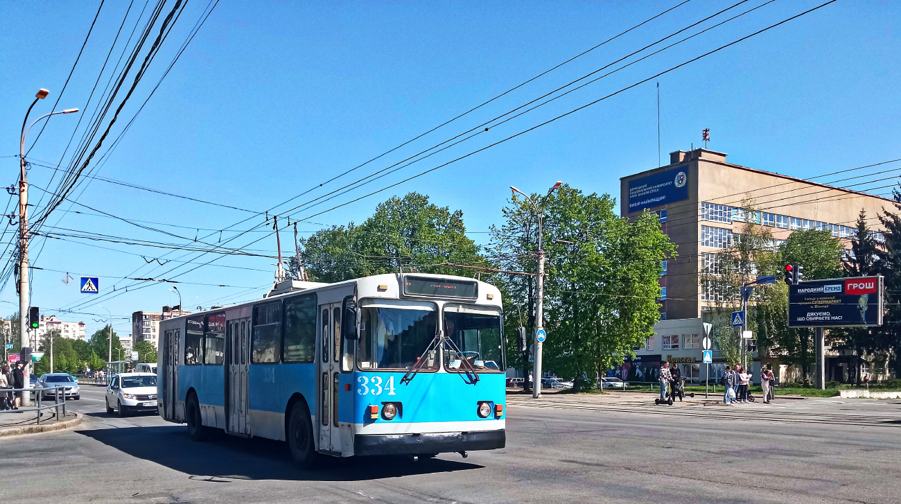 Vinica, ZiU-682G [G00] č. 334