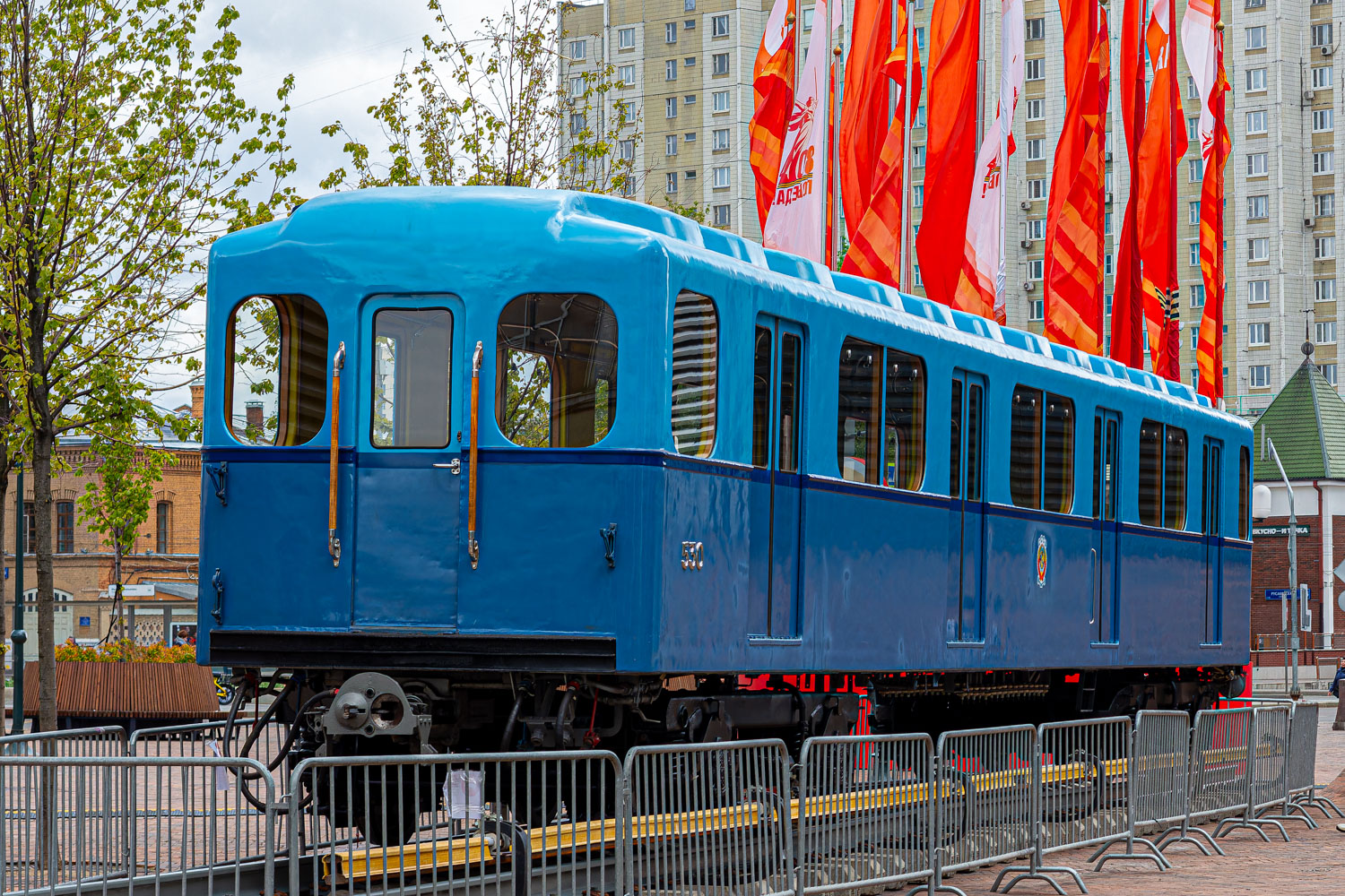 Москва, Г № 530; Москва — Праздничные мероприятия, выставки подвижного состава и Парад поездов к 90-летию Московского метрополитена 15 — 18 мая 2025