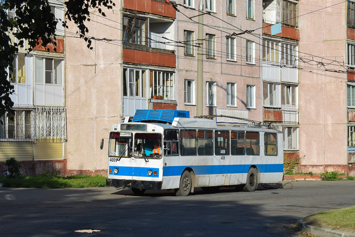 Барнаул, ЗиУ-682 КВР БТРМ № 4009