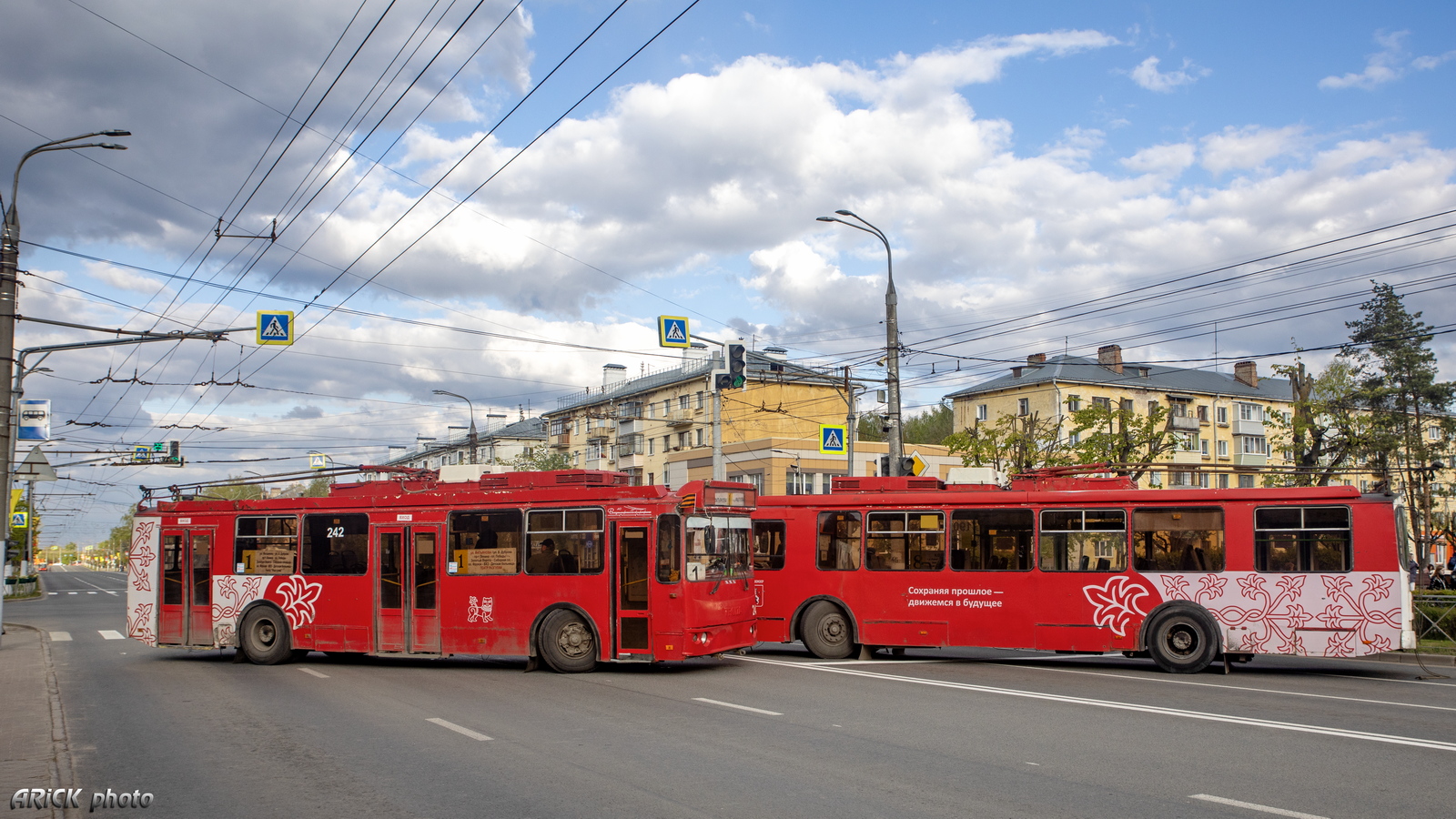 Владимир, ЗиУ-682Г-016.02 № 242