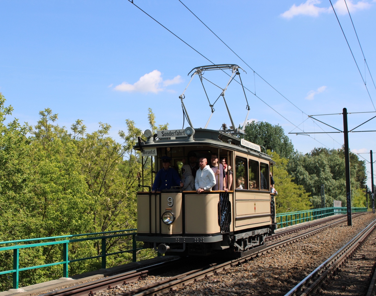 Потсдам, Двухосный моторный Lindner № 9