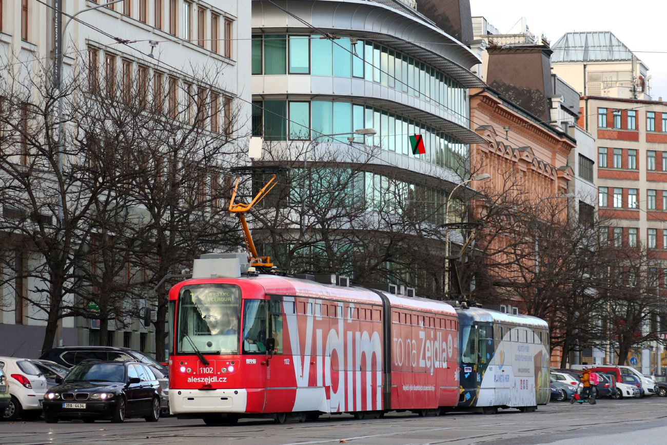 Brno, Vario LF2R.E Br. 1102