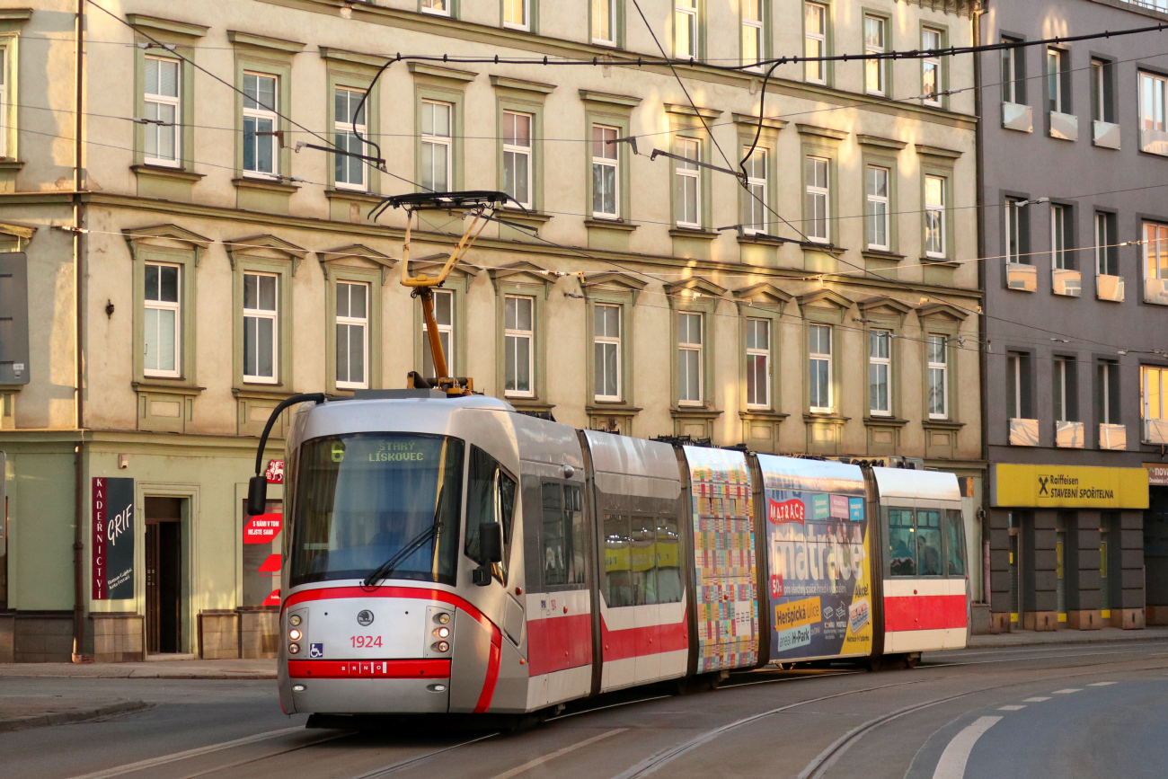 Брно, Škoda 13T Elektra № 1924