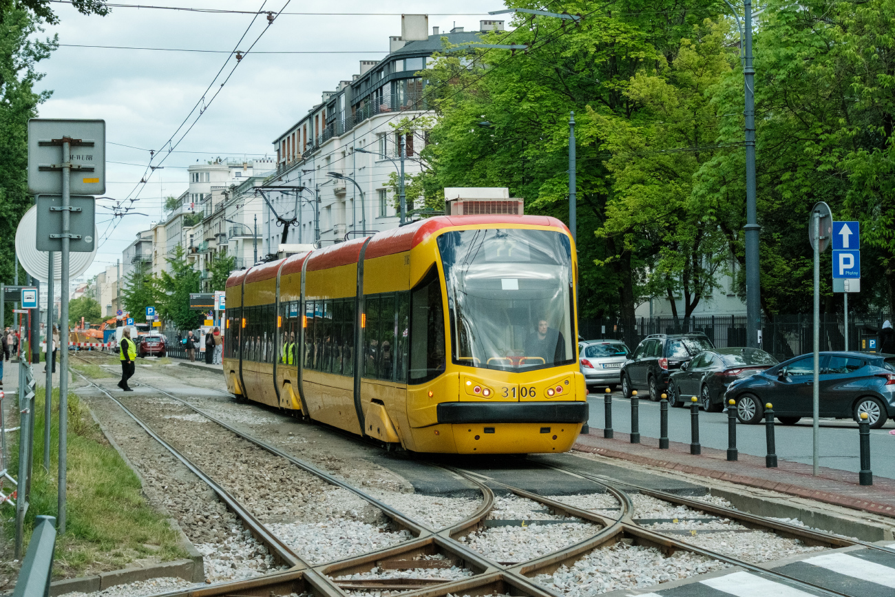 Varsó, PESA Tramicus 120N — 3106