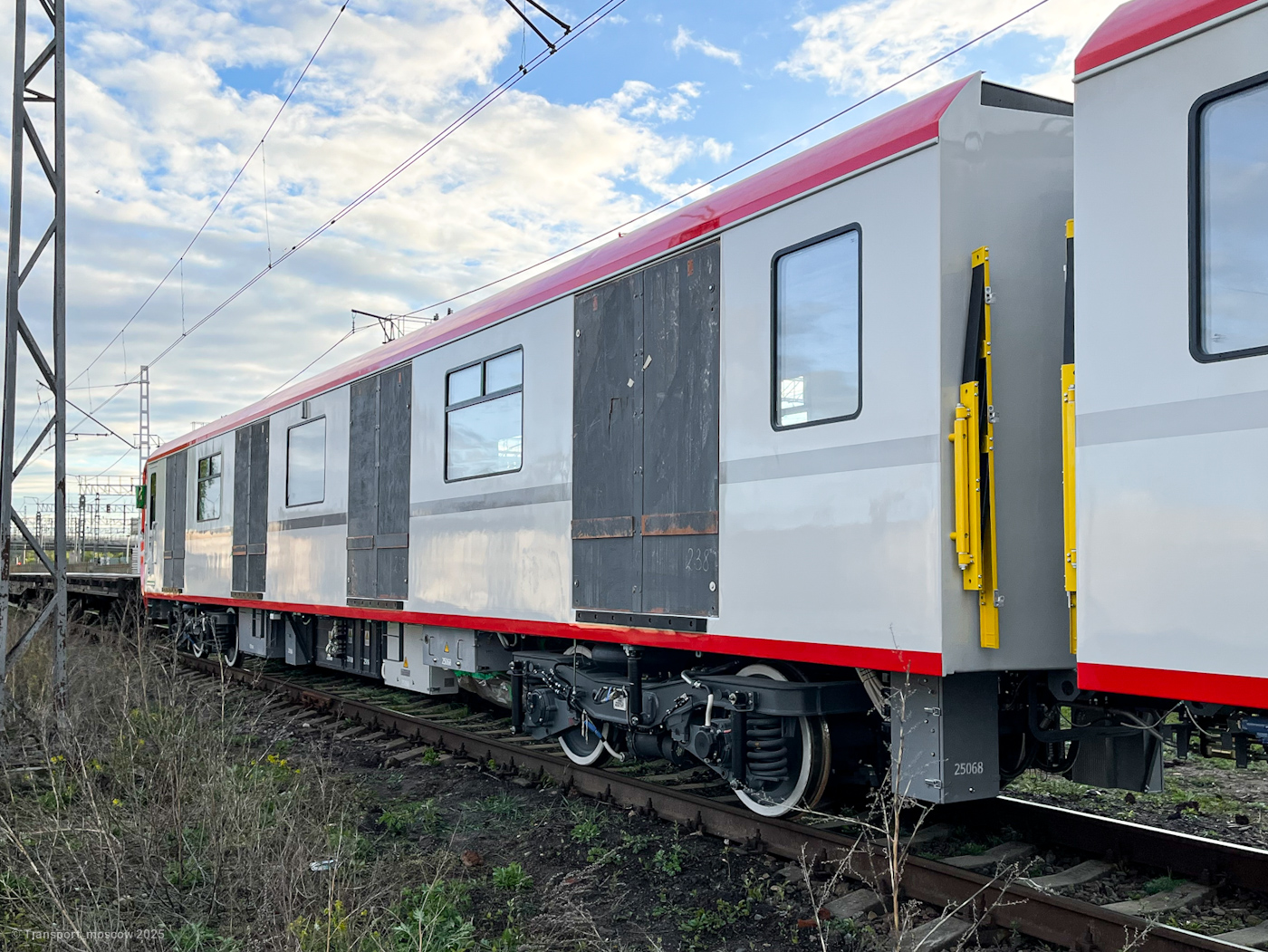 Sankt Peterburgas, 81-725.1 "Baltiets" nr. 25068