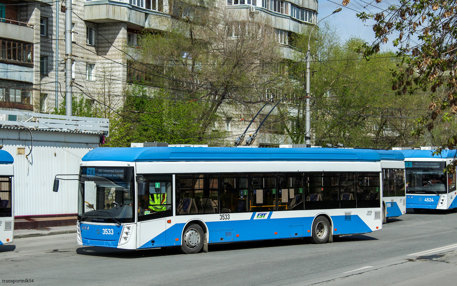 Новосибирск, УТТЗ-6241.01 «Горожанин» № 3533