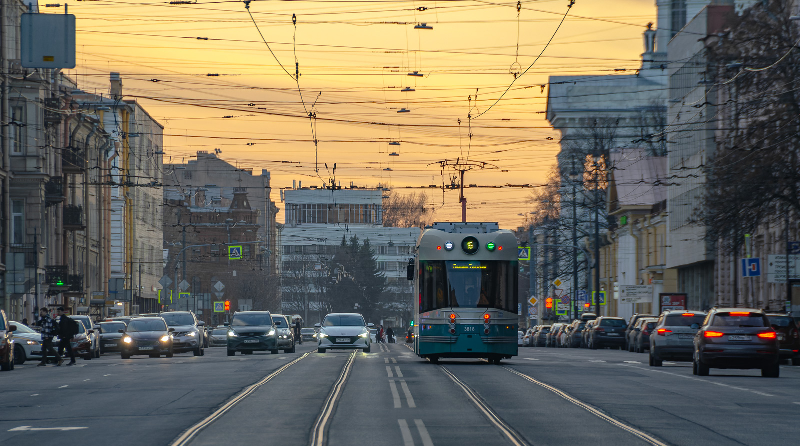 Sankt-Peterburg, 71-421R-01 "Dovlatov" № 3818