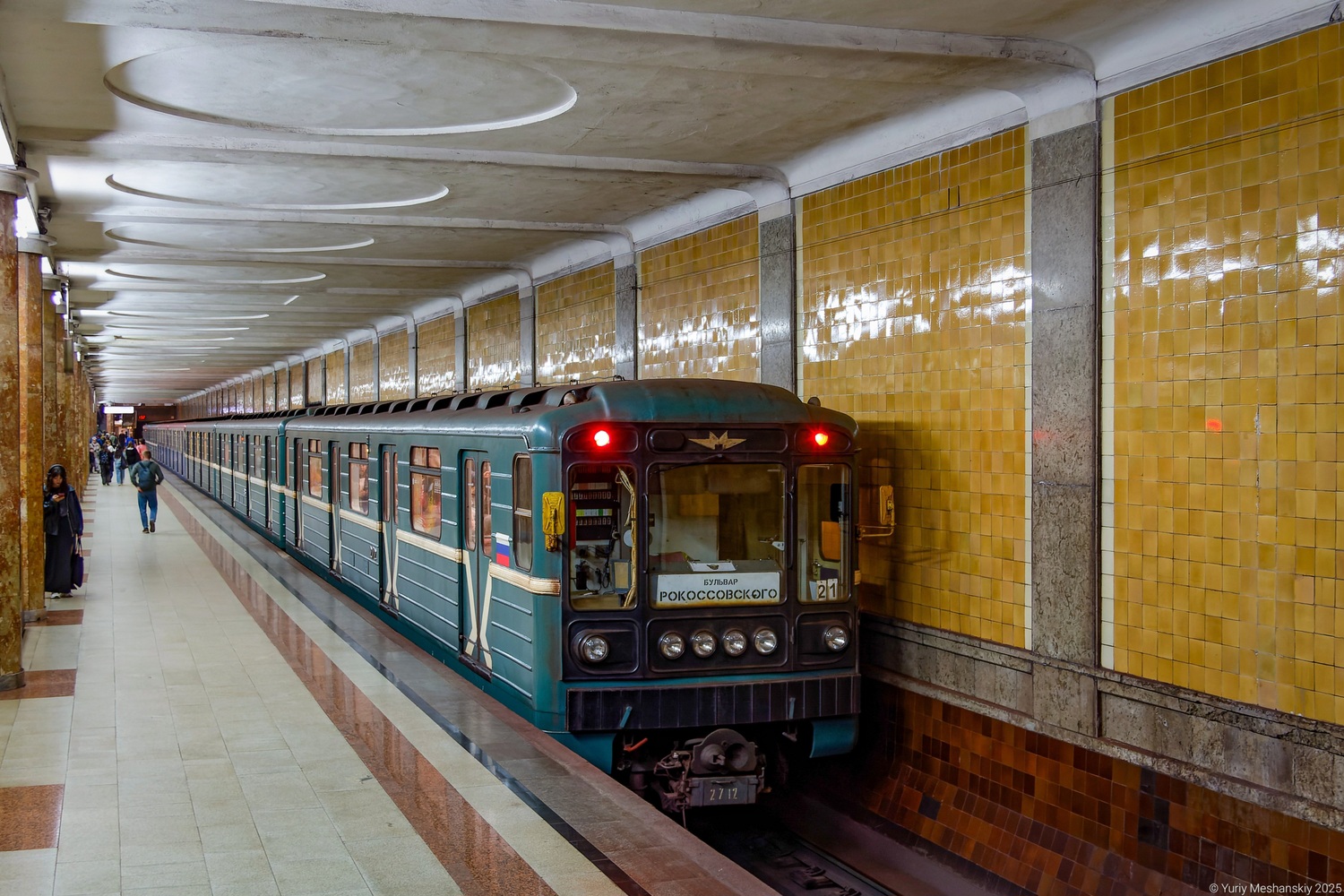 Москва, 81-717.5М (МВМ) № 2712