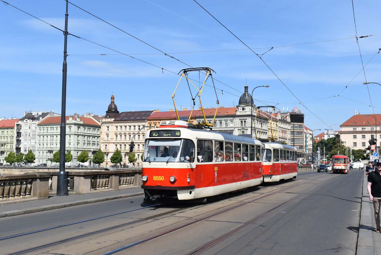 Прага, Tatra T3R.P № 8550