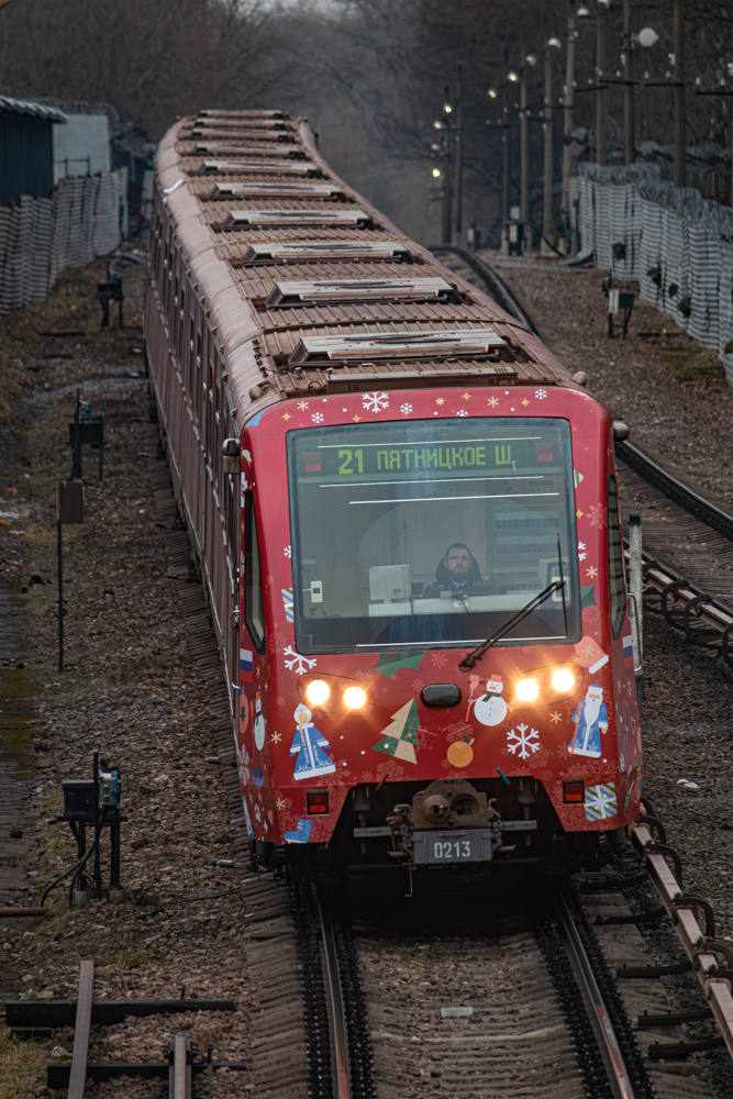 Москва, 81-740.4 «Русич» № 0213
