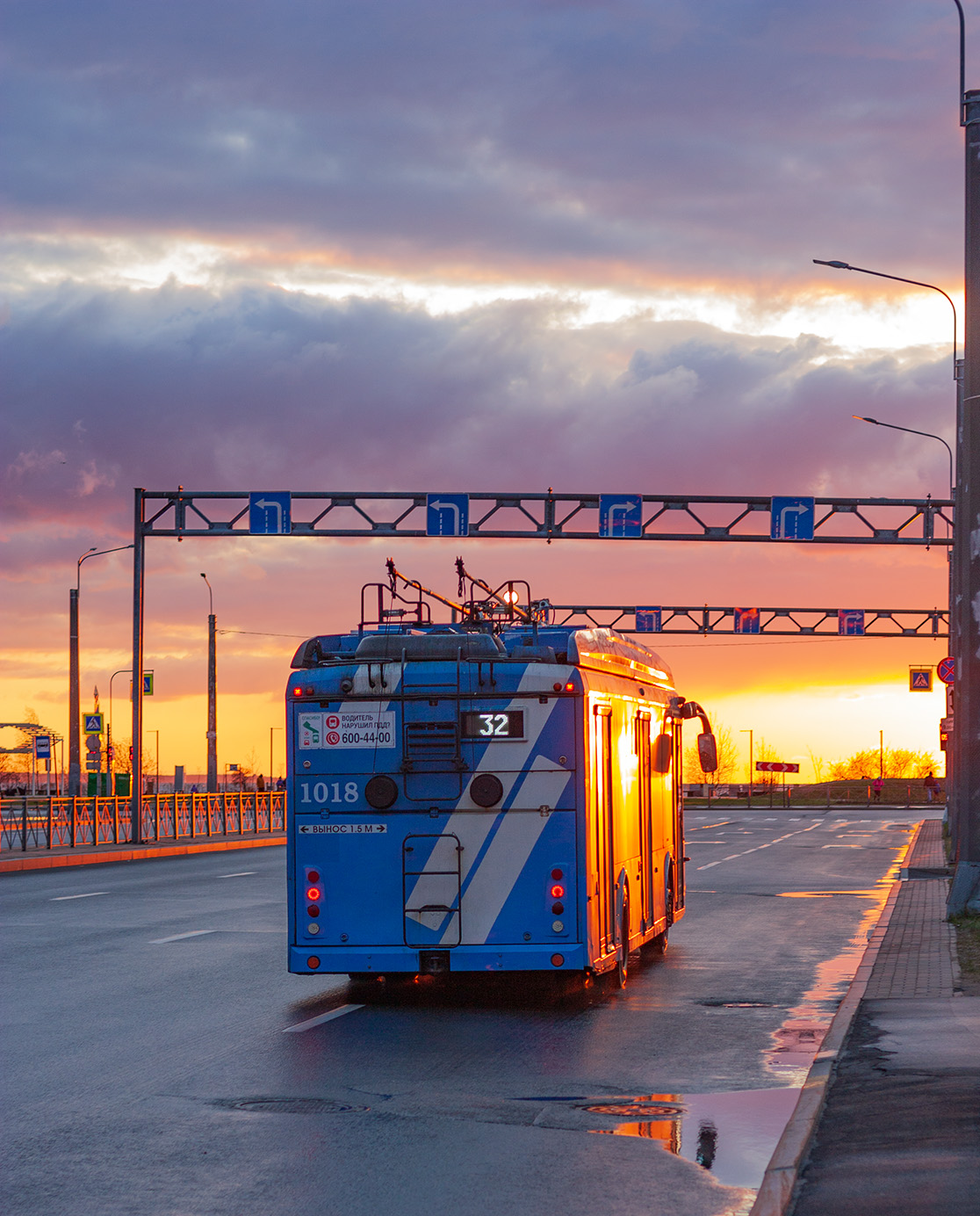 Sankt Petersburg, Trolza-5265.08 “Megapolis” Nr. 1018