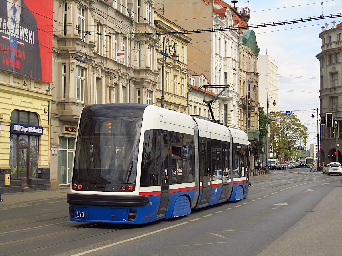 Быдгощ, PESA Swing 121NaB № 171