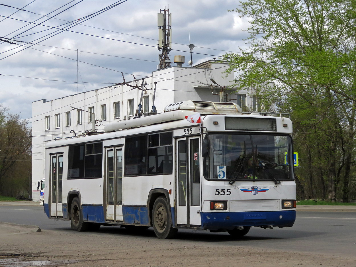 Киров, БТЗ-52764Р № 555