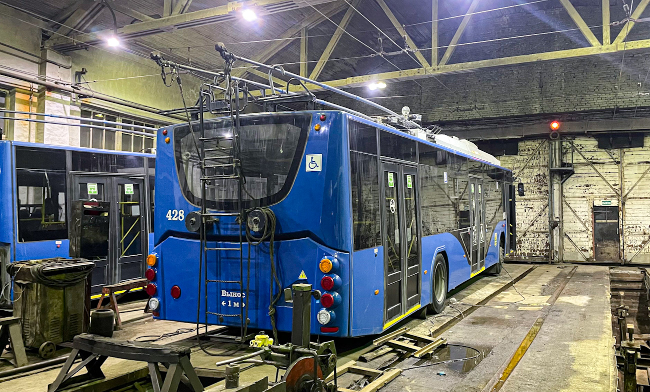 Petrozavodsk, VMZ-5298.01 “Avangard” č. 428