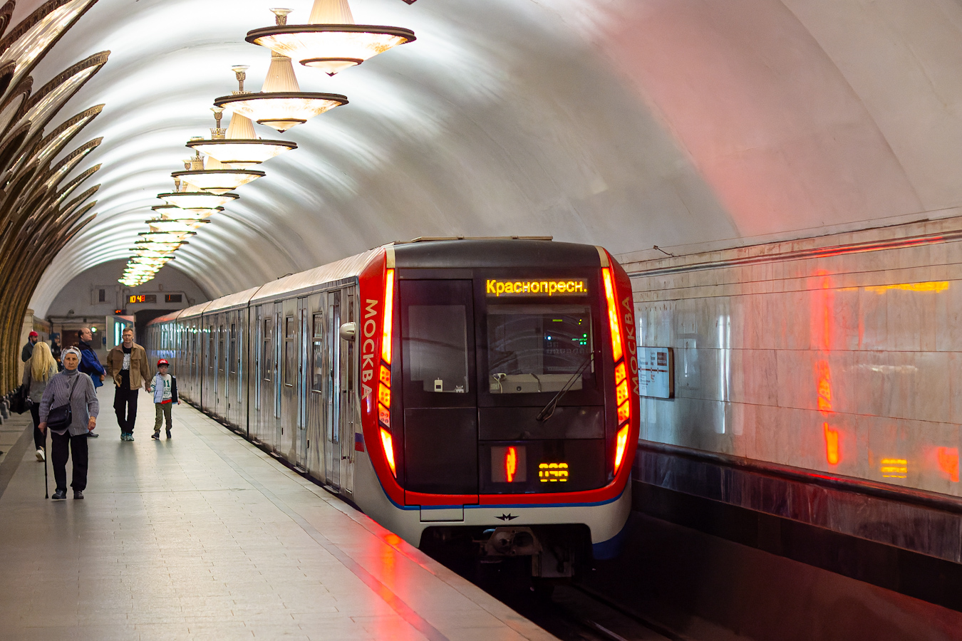 Moscova, 81-765.2 “Moskva” Nr. 65239; Moscova — Festive events, exhibitions of rolling stock and a train parade dedicated to the 90th anniversary of the Moscow Metro on May 15-18, 2025